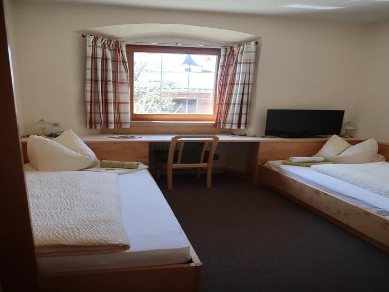 Hotel Gasthof Lowen image