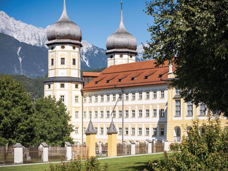 Hotel Gasthof Lowen image