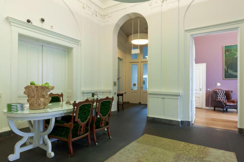 Suite Hotel Pincoffs image