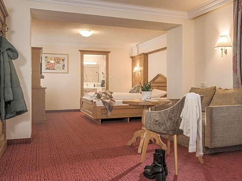 Ferienhotel Platzlhof image