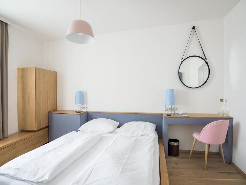 Altstadthotel Weisse Taube image