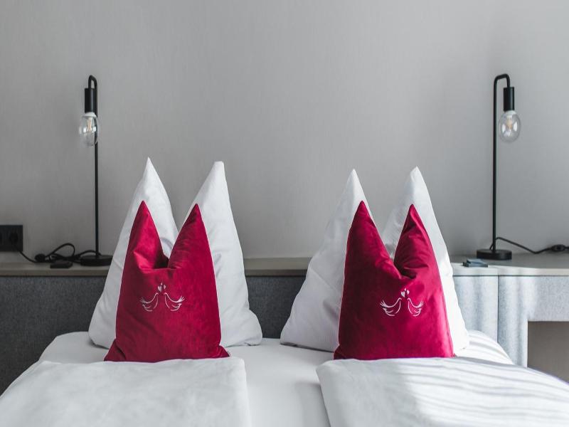 Altstadthotel Weisse Taube image
