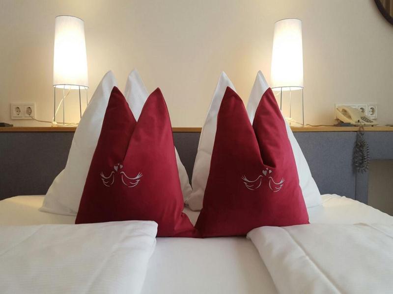 Altstadthotel Weisse Taube image