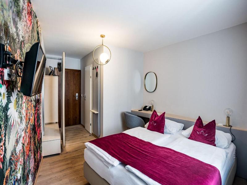 Altstadthotel Weisse Taube image