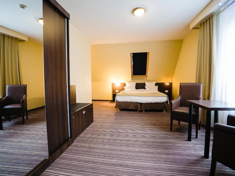 Europe Hotel image