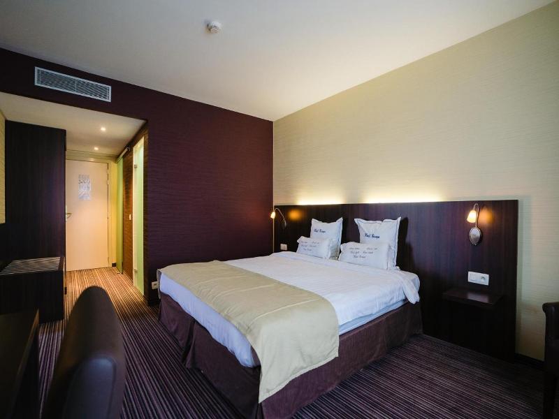 Europe Hotel image