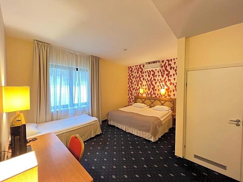 Park Villa image
