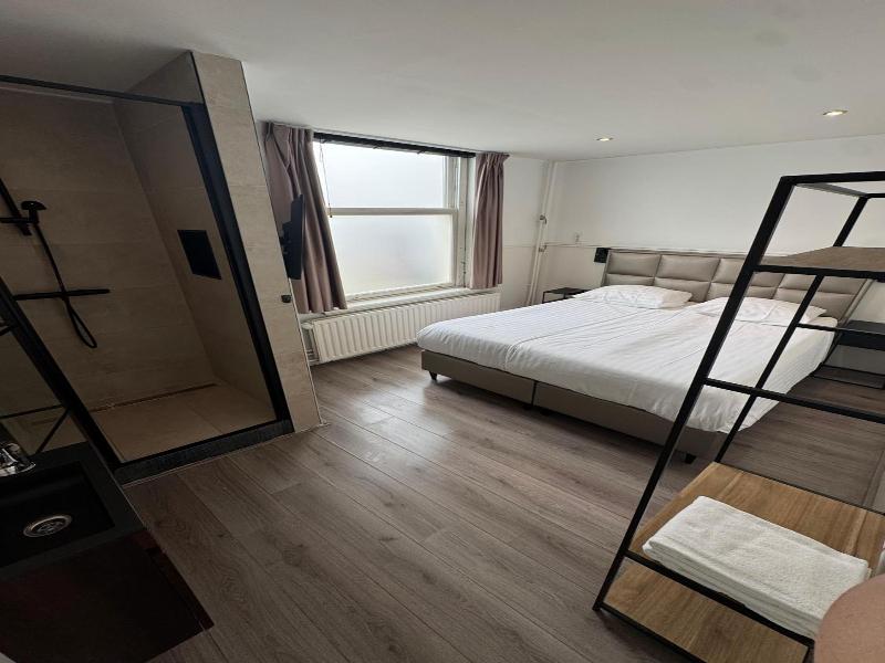 Budget Hotel Hortus image