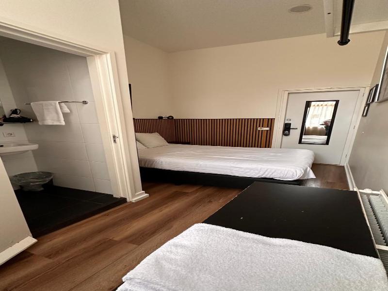 Budget Hotel Hortus image