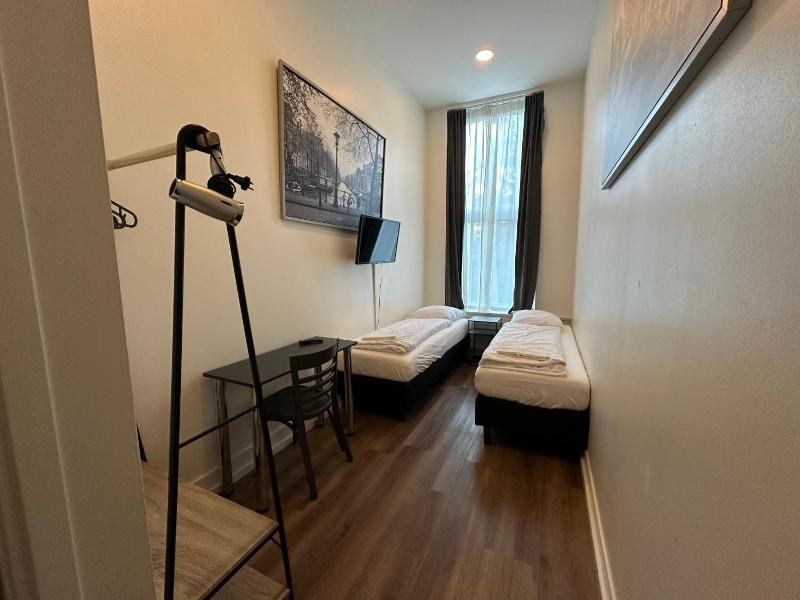 Budget Hotel Hortus image