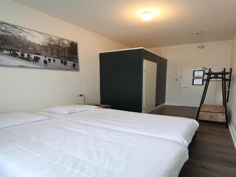 Budget Hotel Hortus image