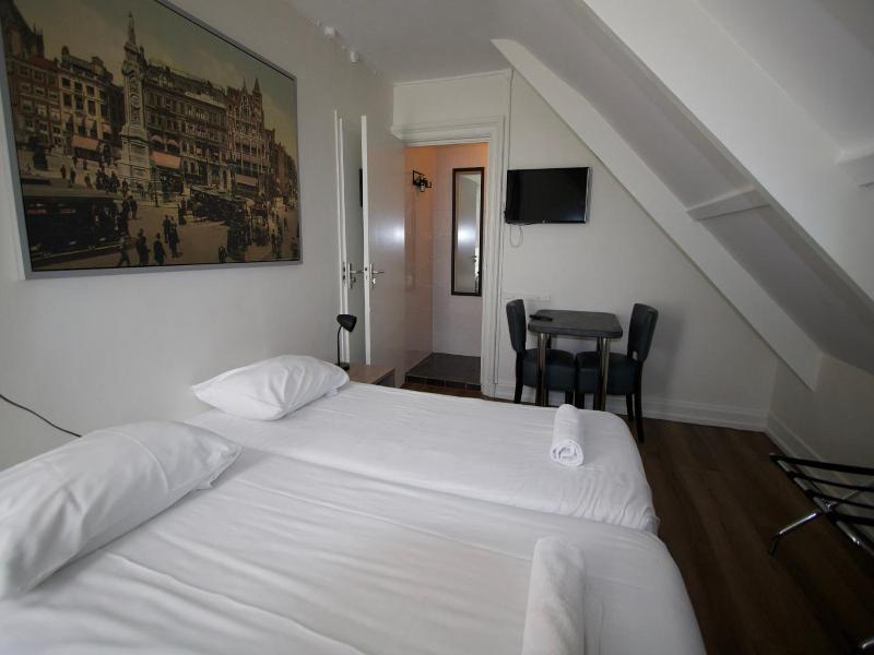 Budget Hotel Hortus image