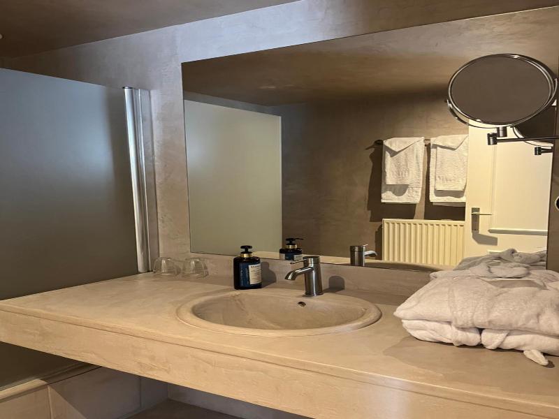 In Den Bonten Os Hostellerie image