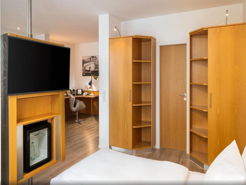 ANA Neotel, Trademark Collection by Wyndham image