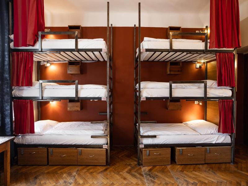 Sir Toby’s Hostel image