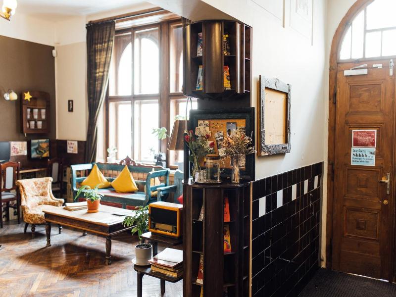Sir Toby’s Hostel image