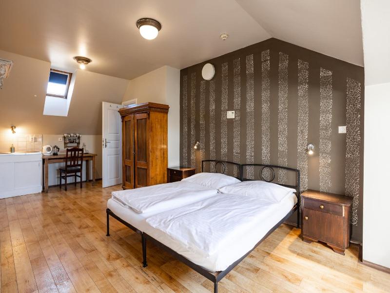 Sir Toby’s Hostel image
