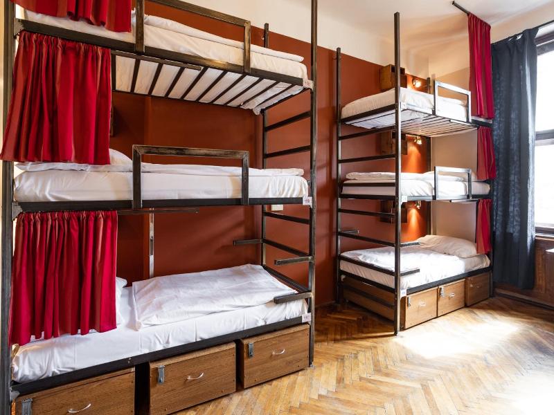 Sir Toby’s Hostel image