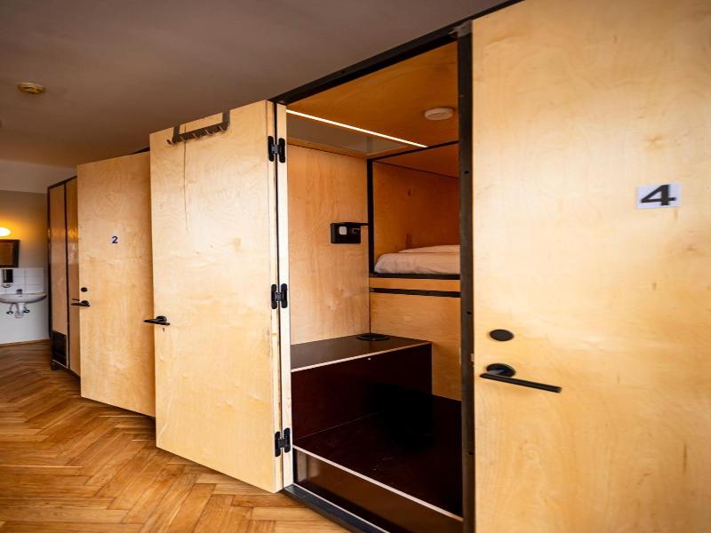 Sir Toby’s Hostel image