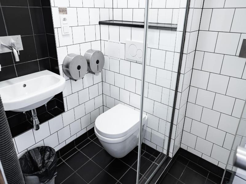 Sir Toby’s Hostel image