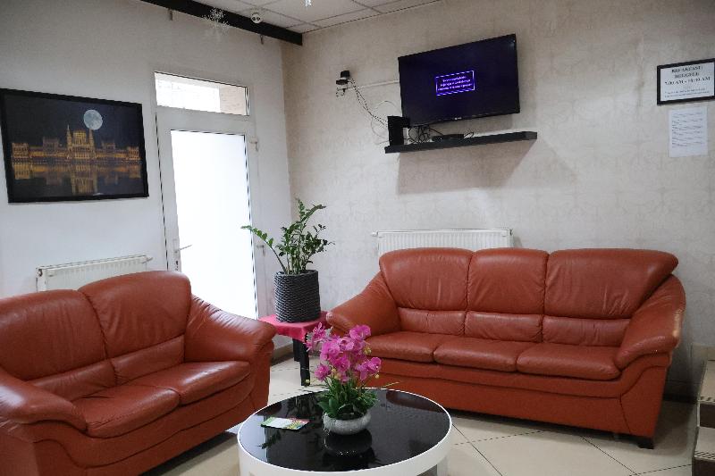 Triple M Hotel image