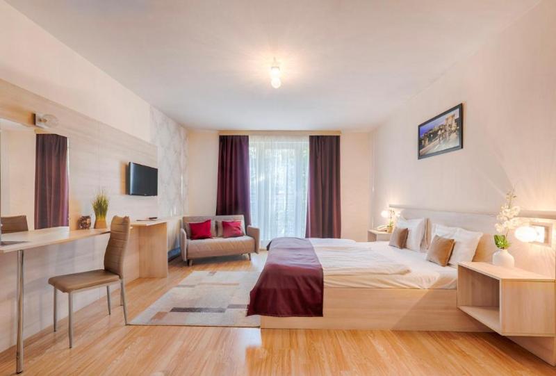 Triple M Hotel image