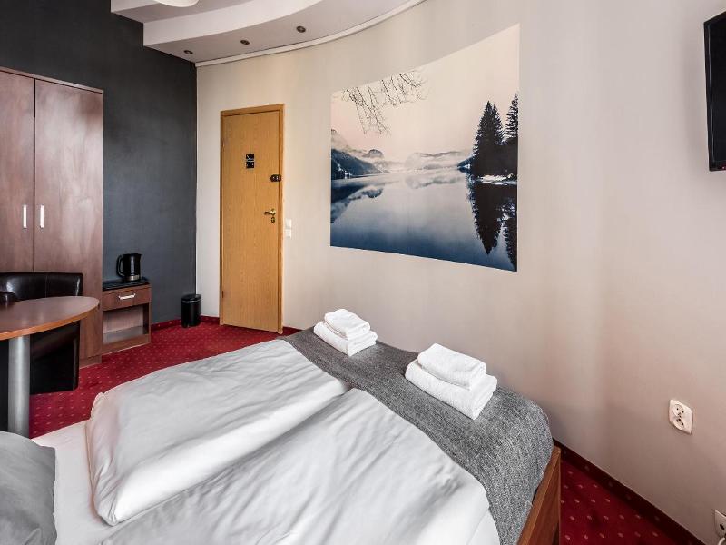 Flamingo Hostel image