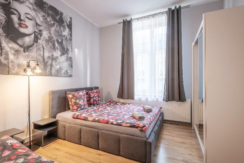 Queen Apartments image