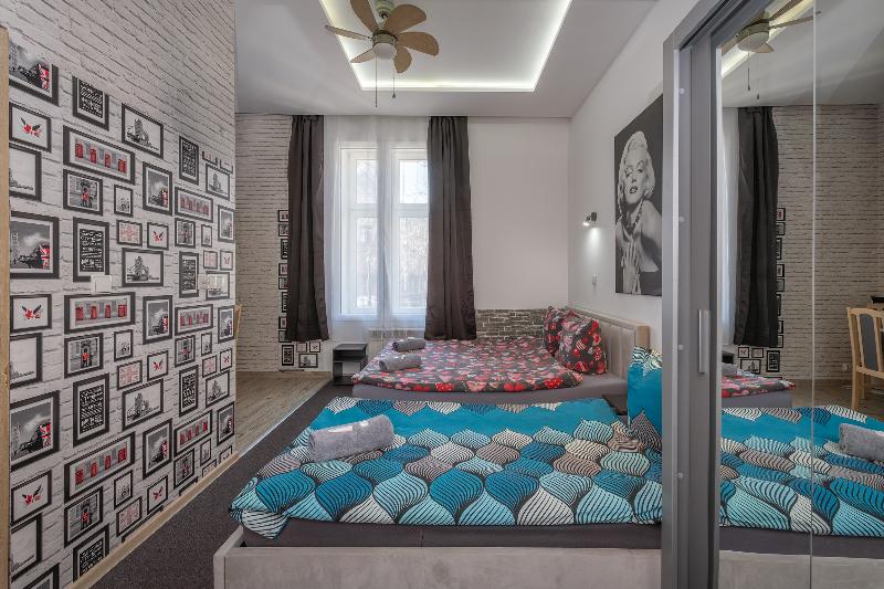 Queen Apartments image