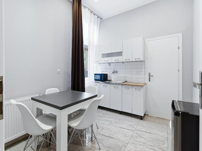 Queen Apartments image