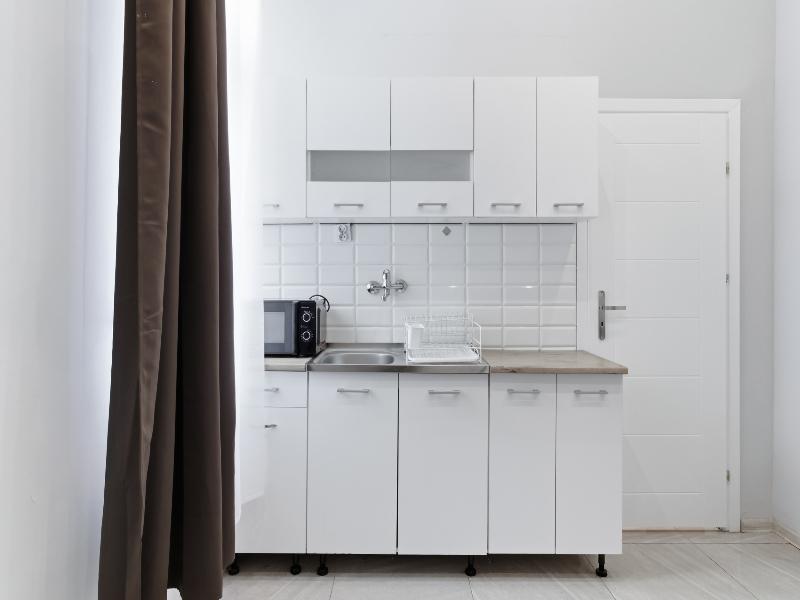 Queen Apartments image