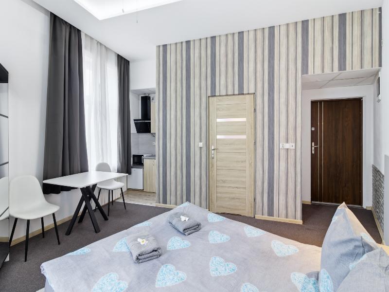 Queen Apartments image