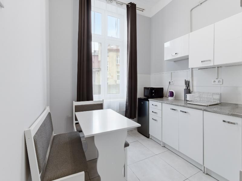 Queen Apartments image