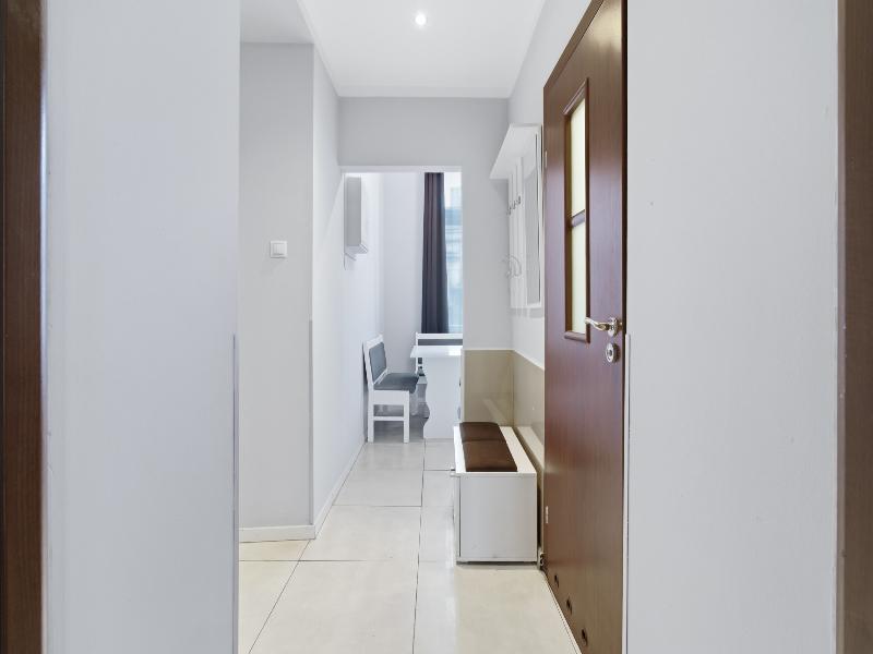 Queen Apartments image