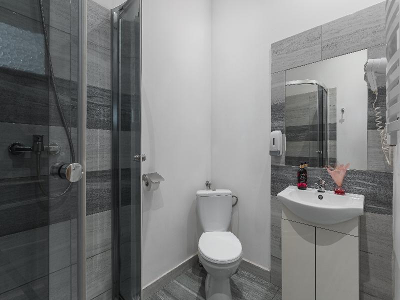 Queen Apartments image