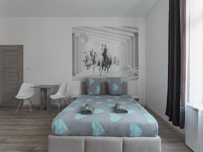 Queen Apartments image