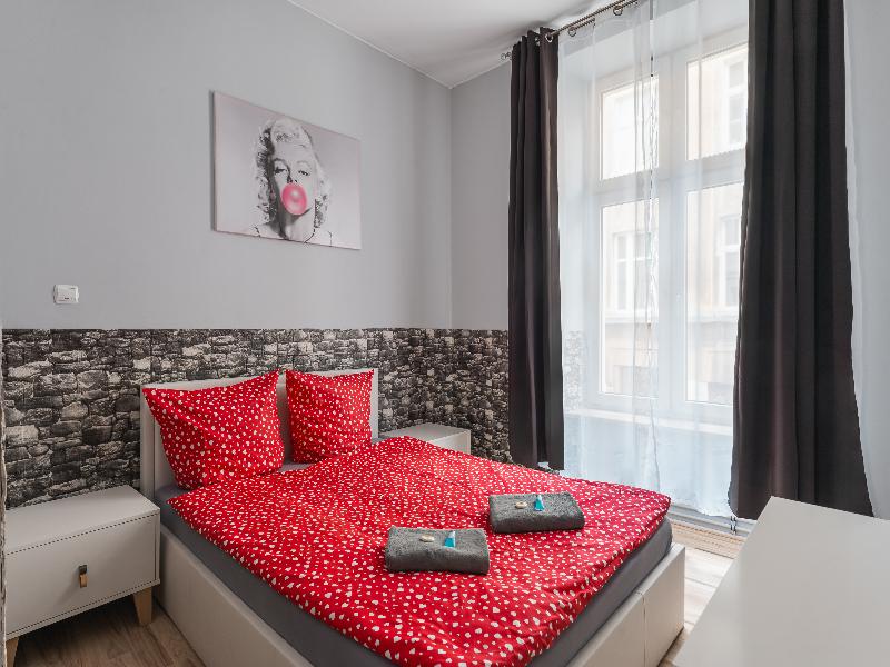 Queen Apartments image