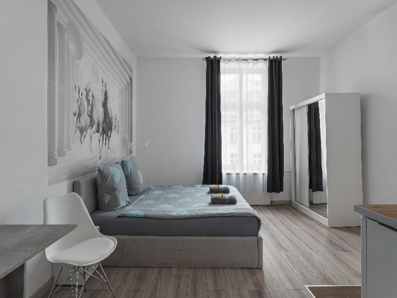 Queen Apartments image