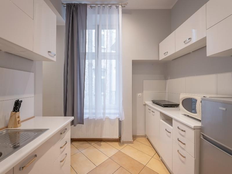 Queen Apartments image
