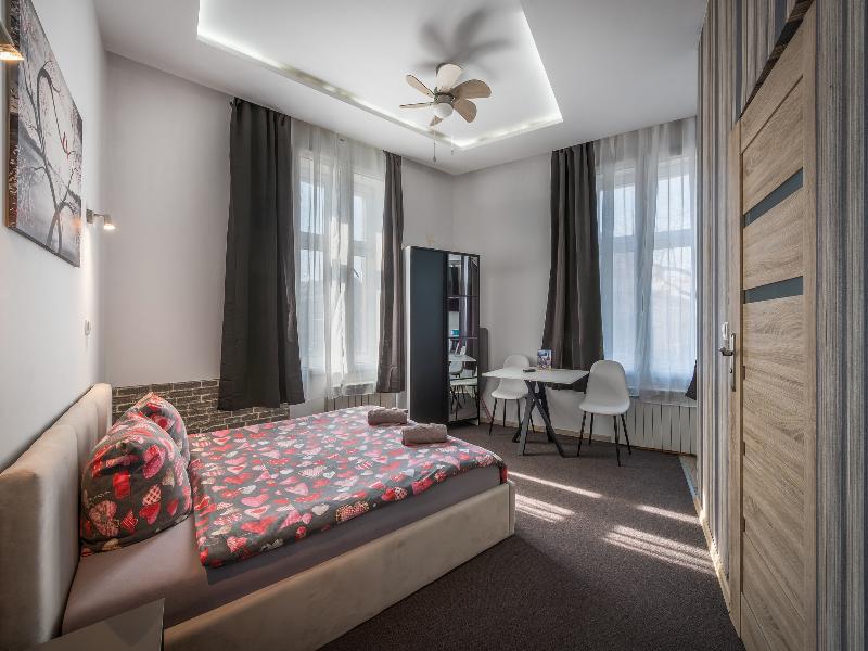Queen Apartments image