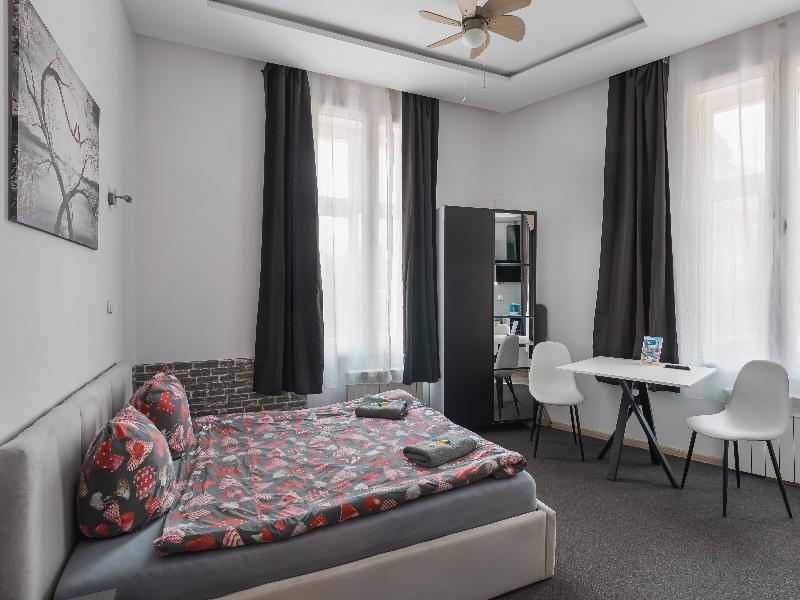 Queen Apartments image