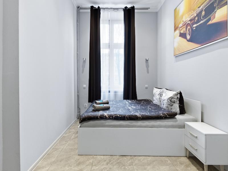 Queen Apartments image