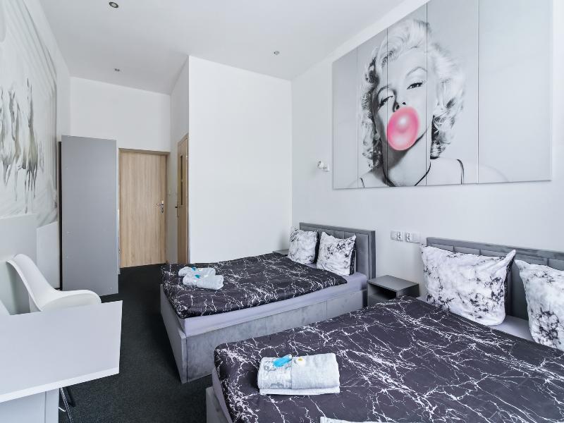 Queen Apartments image