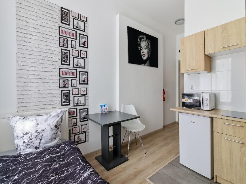 Queen Apartments image