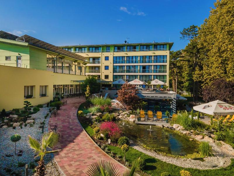 Vertes     Conference And Wellness image