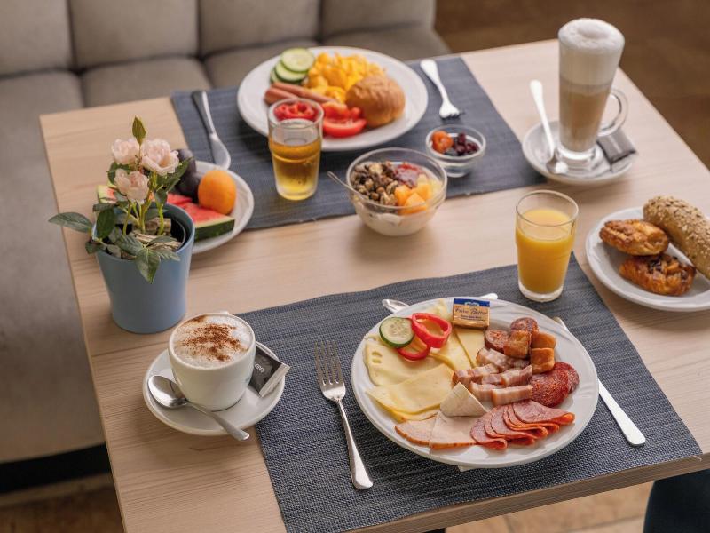 Vertes     Conference And Wellness image