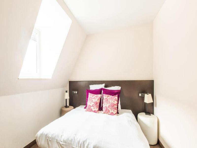 Malpertuus Hotel image