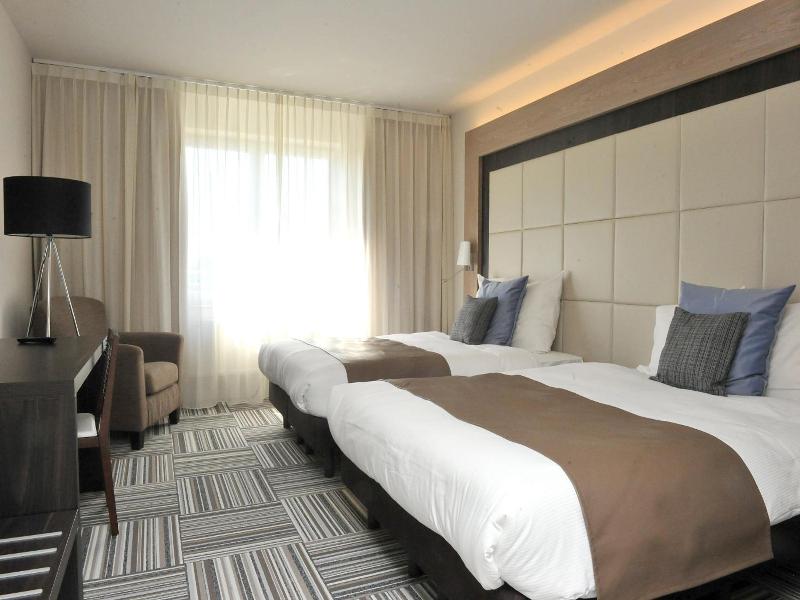 Malpertuus Hotel image
