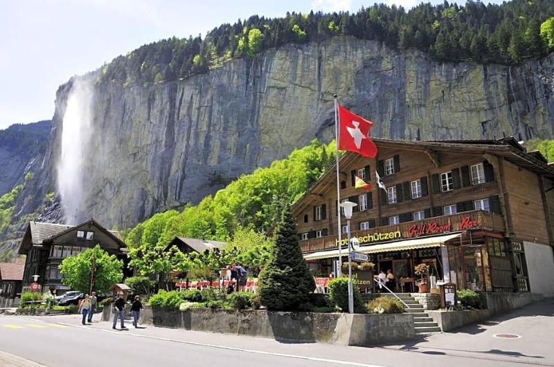 Schutzen Lauterbrunnen image