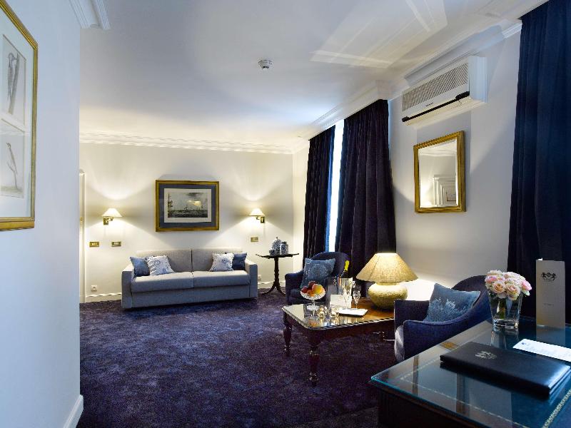 Hotel Damier image